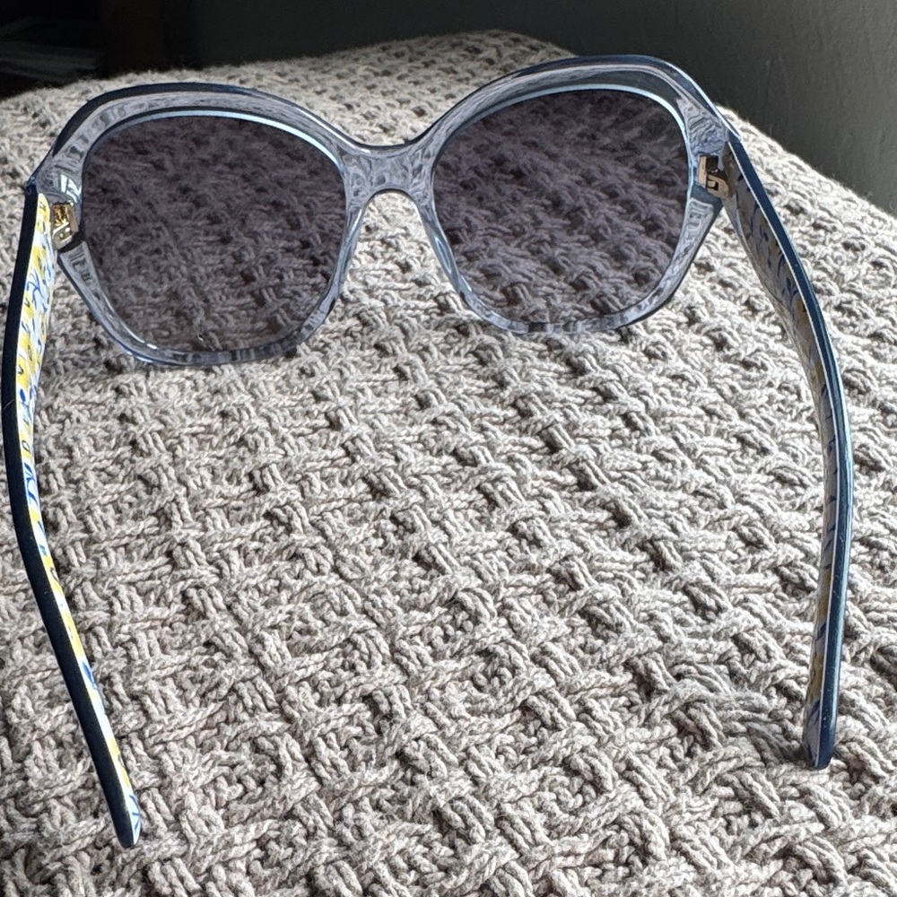 Stylish blue Sunglasses kate Spade